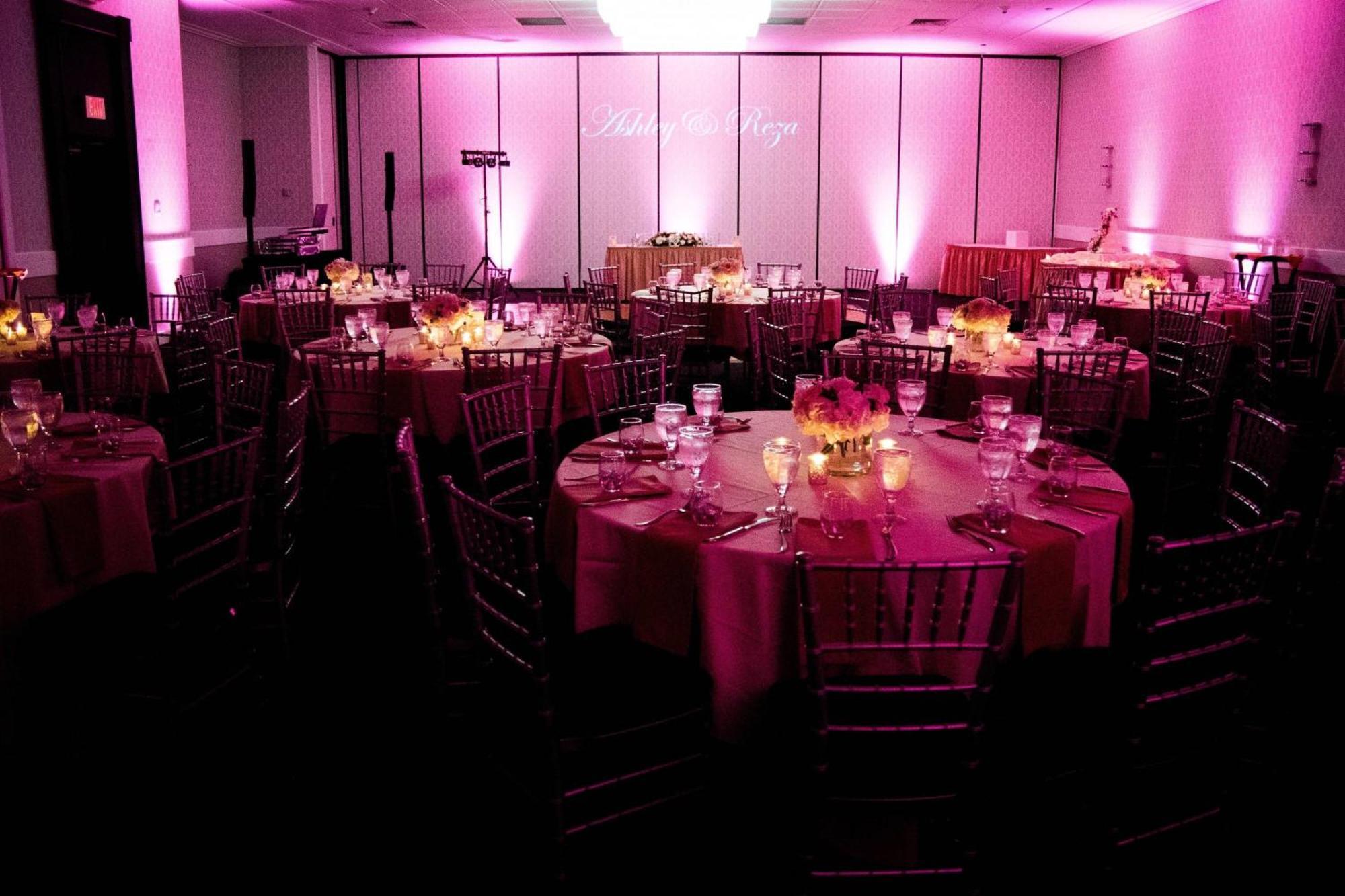 Delta Hotels by Marriott Cincinnati Sharonville Esterno foto