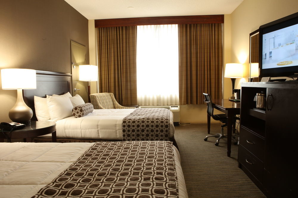 Delta Hotels by Marriott Cincinnati Sharonville Esterno foto